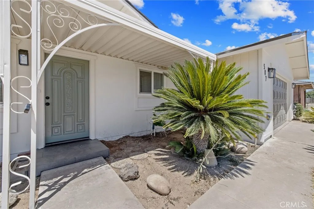587 Sunset Street