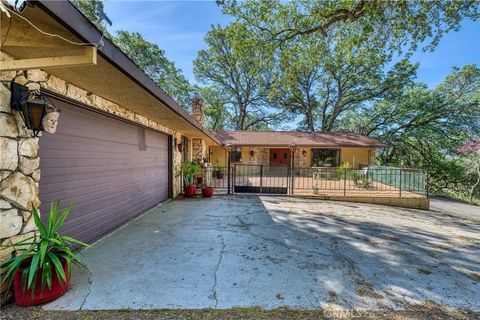 Photo of 9196 Upper Lake Lucerne Rd, Upper Lake, CA 95485 (MLS # LC26071609)