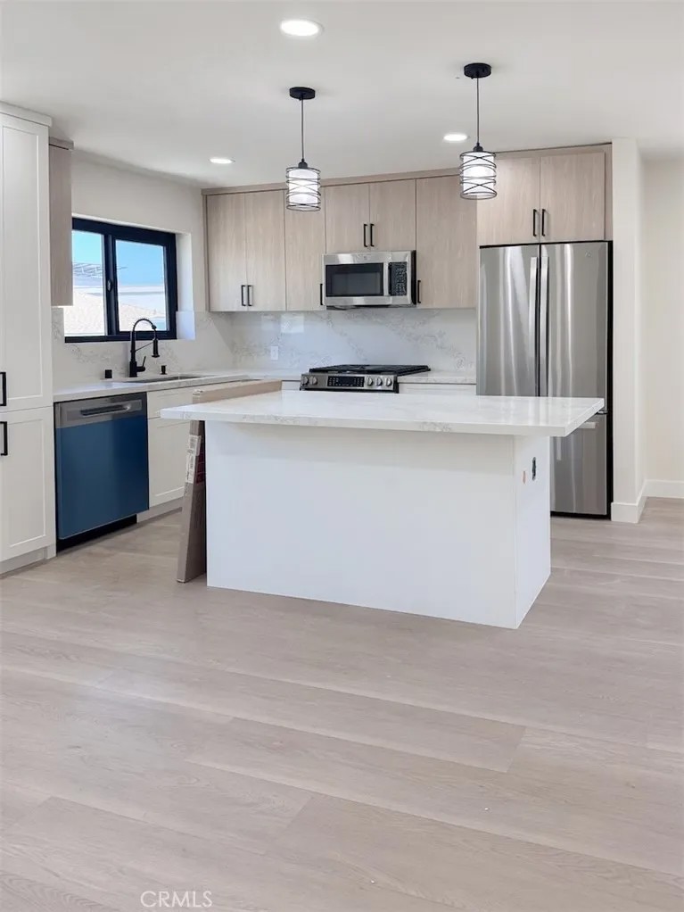 1310 Loma Drive