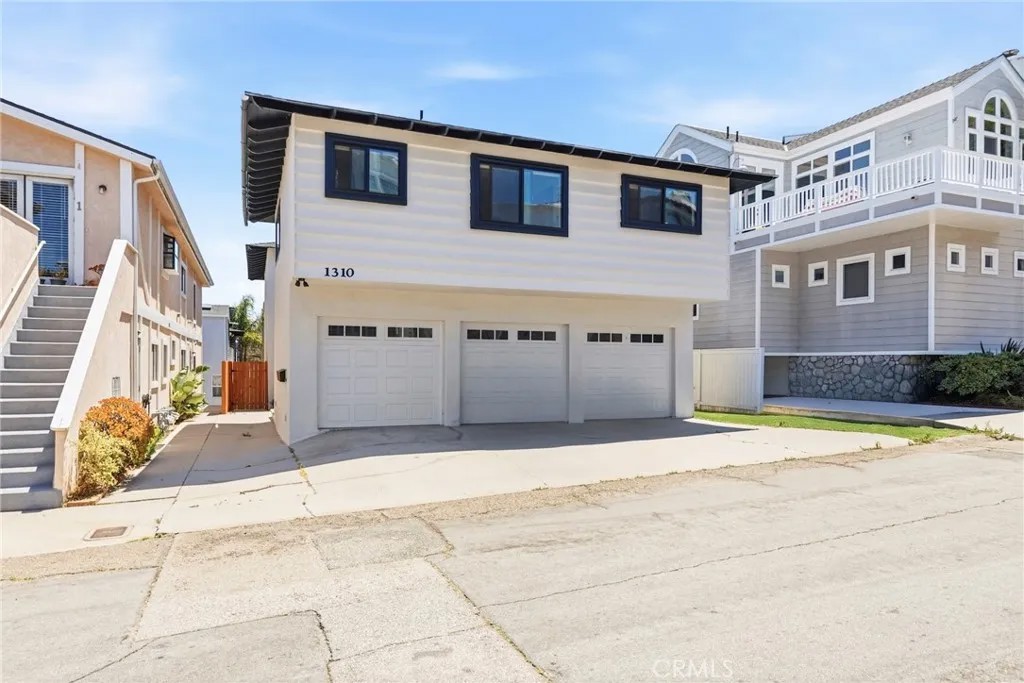 1310 Loma Drive