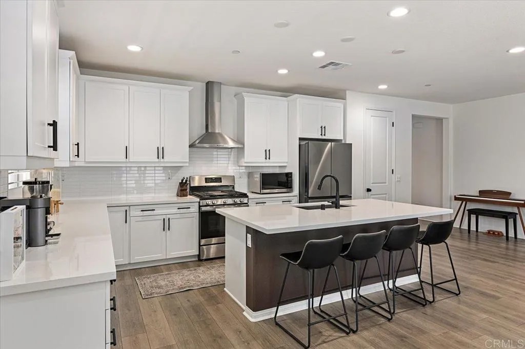 27953 Autumn Court