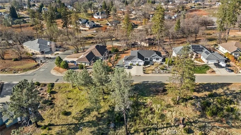 5811 Acorn Ridge