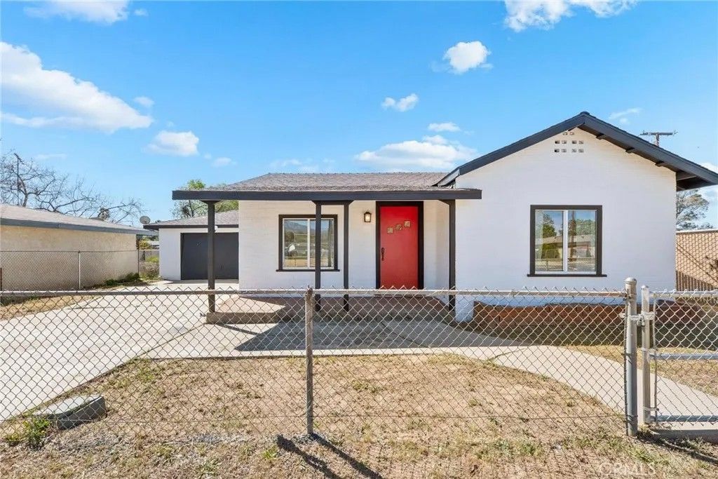 Photo of 395 W 4th St, Beaumont, CA 92223 (MLS # IG26074113)