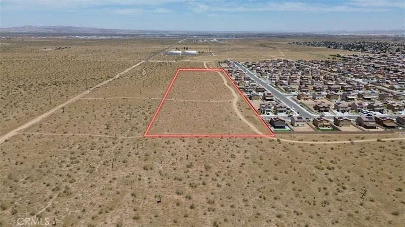 0 N of Palmdale Rd
