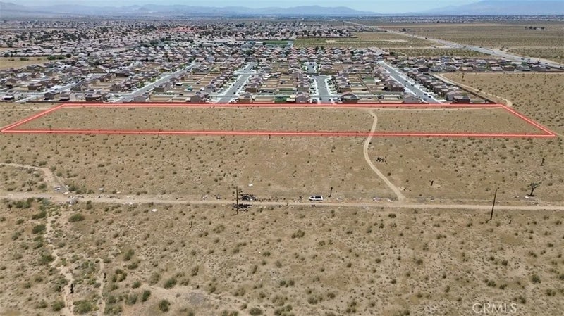 0 N of Palmdale Rd