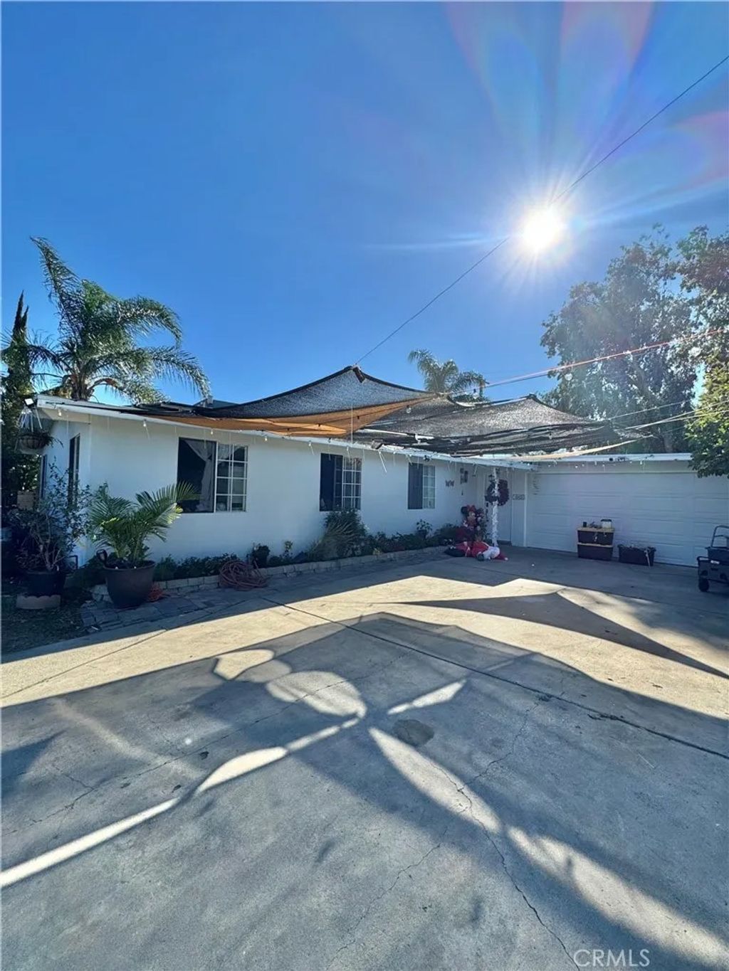 Photo of 16422 Donmetz Street, Granada Hills, CA 91344 (MLS # SR25273864)