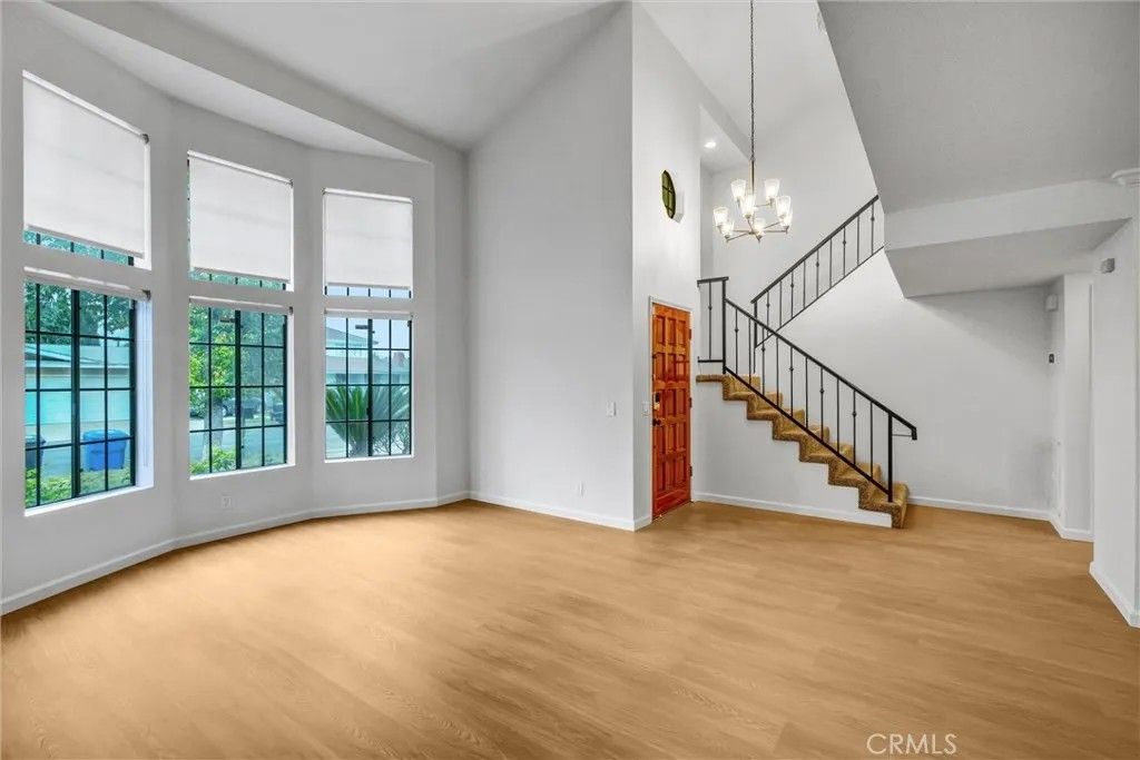 Photo of 19620 Leadwell Street, Reseda, CA 91335 (MLS # SR26071564)