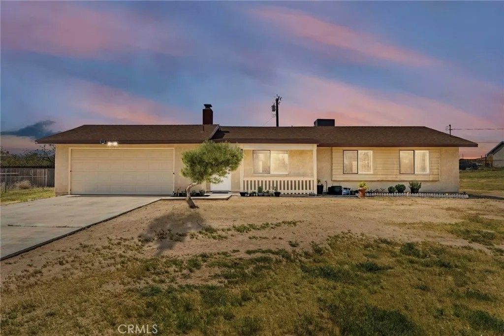 Photo of 15870 Cazadero Rd, Victorville, CA 92394 (MLS # IV26065204)