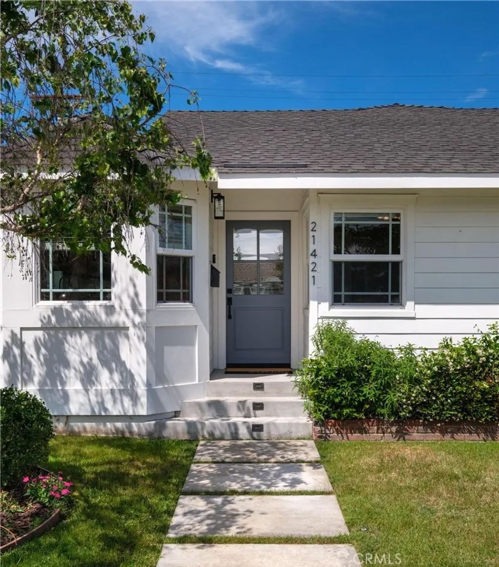 Photo of 21421 Howard Avenue, Torrance, CA 90503 (MLS # SB26096961)