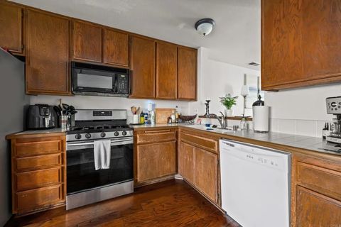 Tiny photo for 874 Marigold Court, Carlsbad, CA 92011 (MLS # NDP2510295)