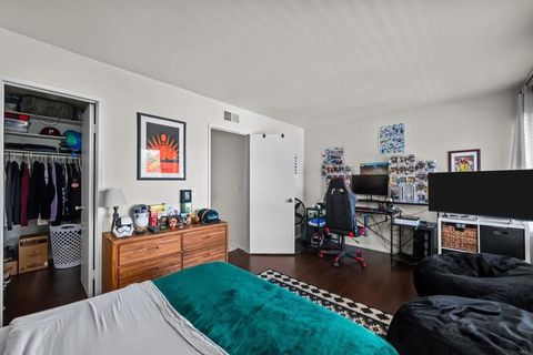 Tiny photo for 874 Marigold Court, Carlsbad, CA 92011 (MLS # NDP2510295)