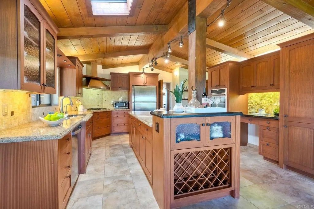 Photo of 3149 Old Post Rd, Fallbrook, CA 92028 (MLS # NDP2601362)