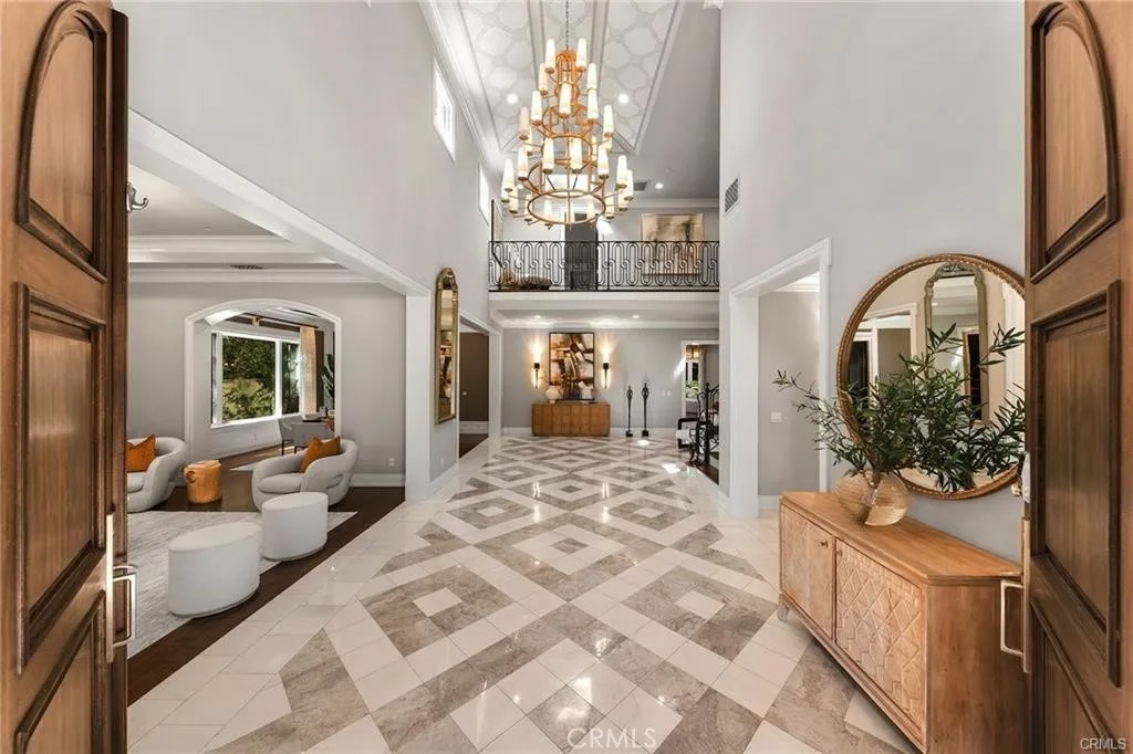 81 Hacienda Drive