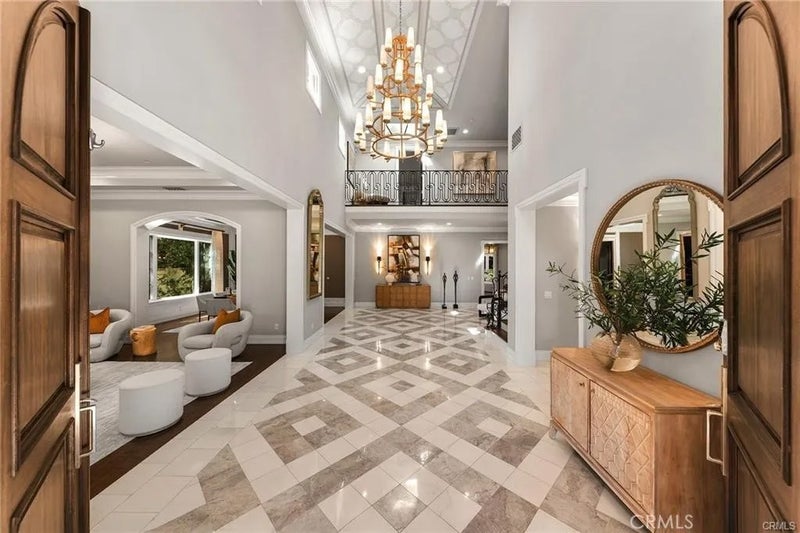 81 Hacienda Drive