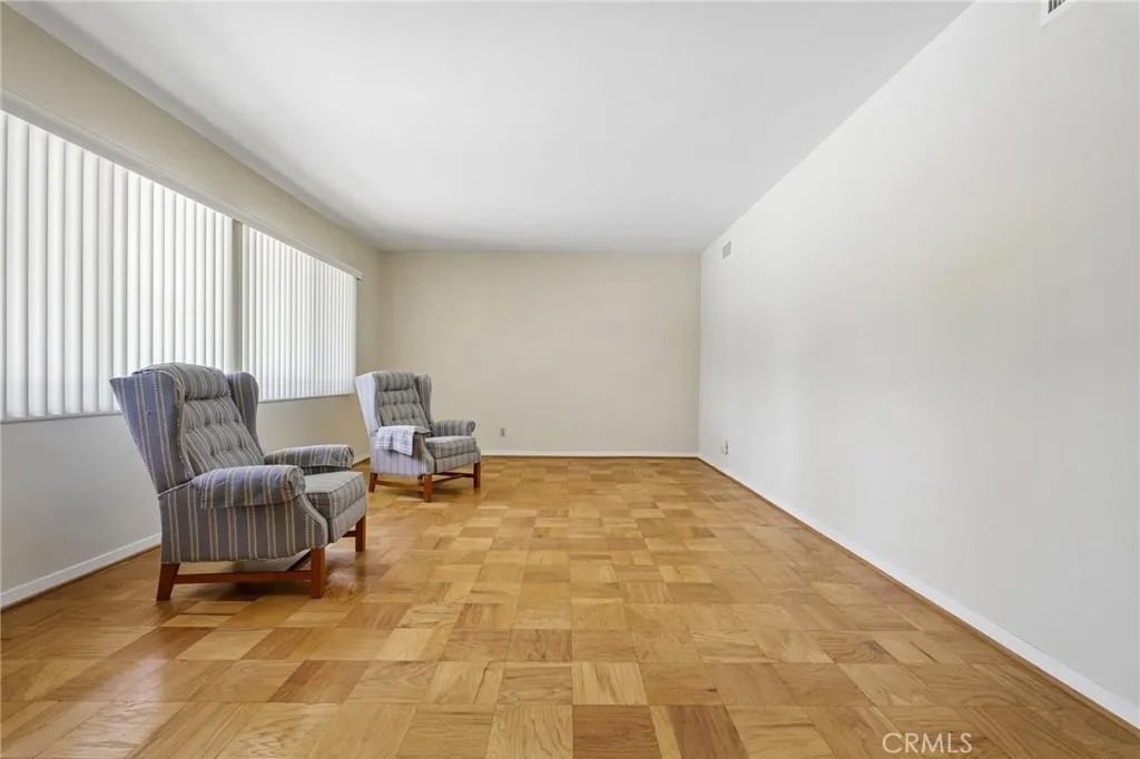 22259 Bassett