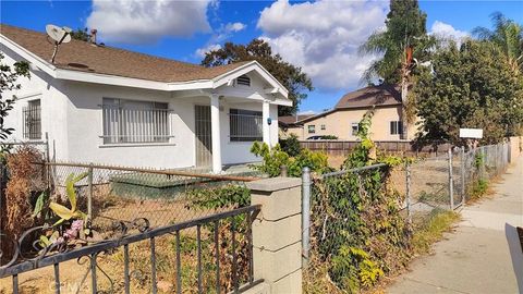 Tiny photo for 565 W 9th St, Pomona, CA 91766 (MLS # WS25232848)