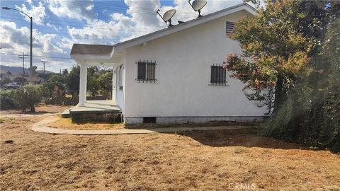 Tiny photo for 565 W 9th St, Pomona, CA 91766 (MLS # WS25232848)