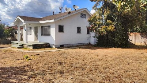 Tiny photo for 565 W 9th St, Pomona, CA 91766 (MLS # WS25232848)
