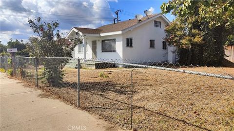 Photo of 565 W 9th St, Pomona, CA 91766 (MLS # WS25232848)