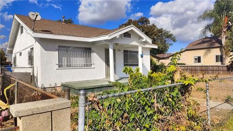 Tiny photo for 565 W 9th St, Pomona, CA 91766 (MLS # WS25232848)