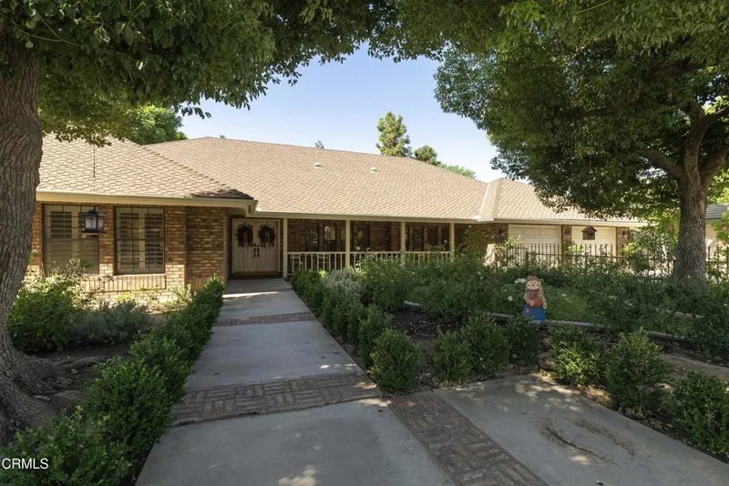 2201 Haggin Oaks Boulevard