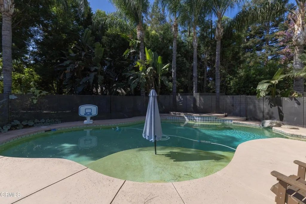 2201 Haggin Oaks Boulevard