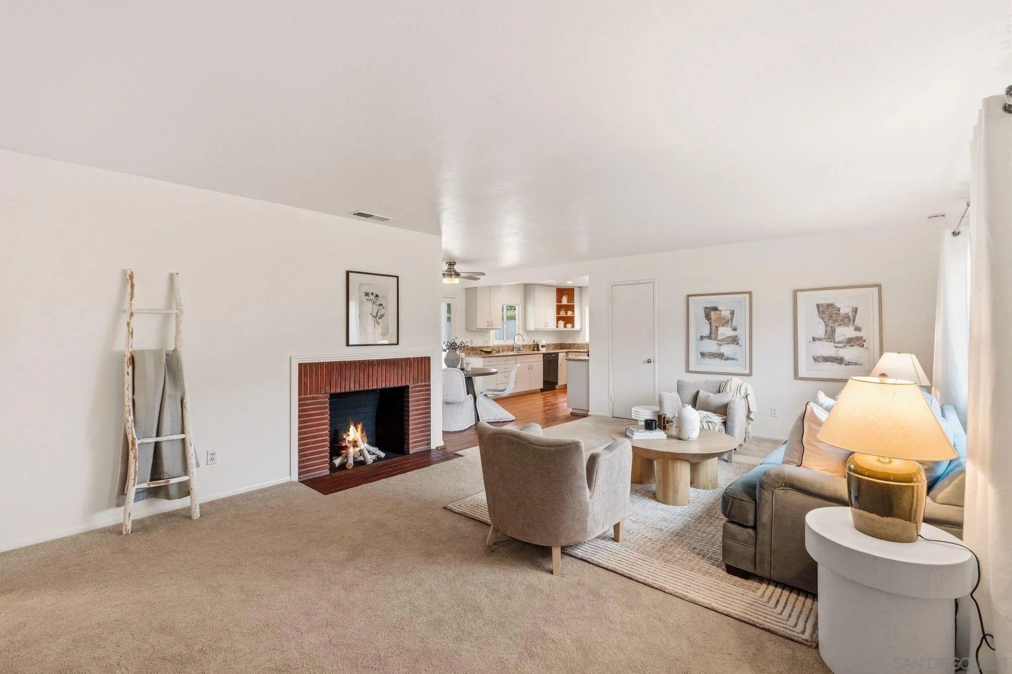 2604 Grandview Street