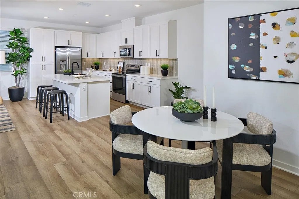 5966 Catskills Court