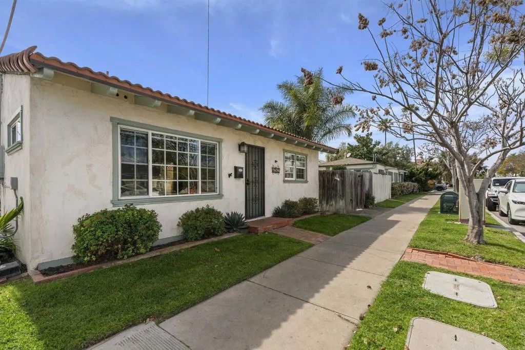 Photo of 1212 2nd Street, Coronado, CA 92118 (MLS # NDP2602460)