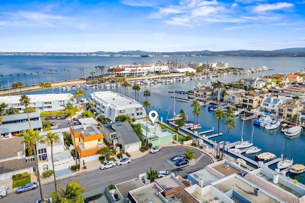 Photo of 86 Half Moon Bend, Coronado, CA 92118 (MLS # 260003796)