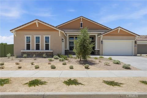 Photo of 7168 Doheny Court, Hesperia, CA 92345 (MLS # SW26138026)