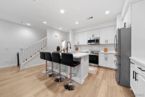 10553 Graphite St Spring Valley CA 91977