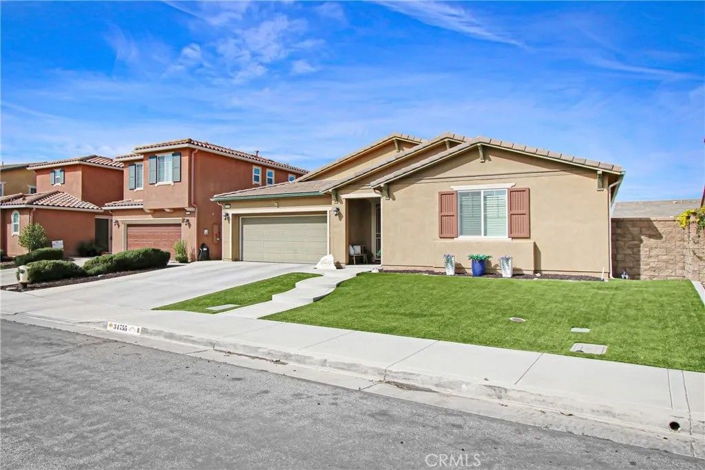 Photo of 34755 Myoporum Ln, Murrieta, CA 92563 (MLS # SW26069579)