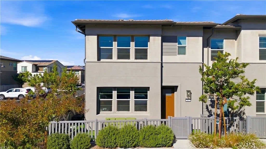 165 Sunstone Place