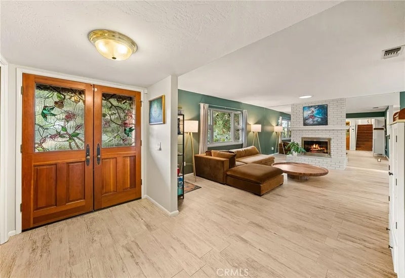 662 Valley View