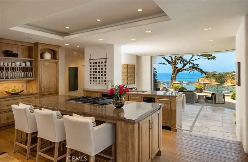 199 Emerald Bay
