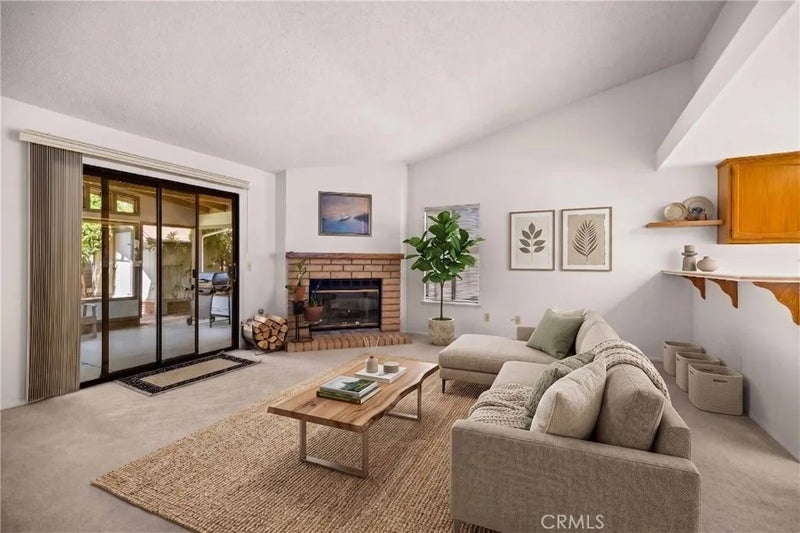 8526 Valley View Drive