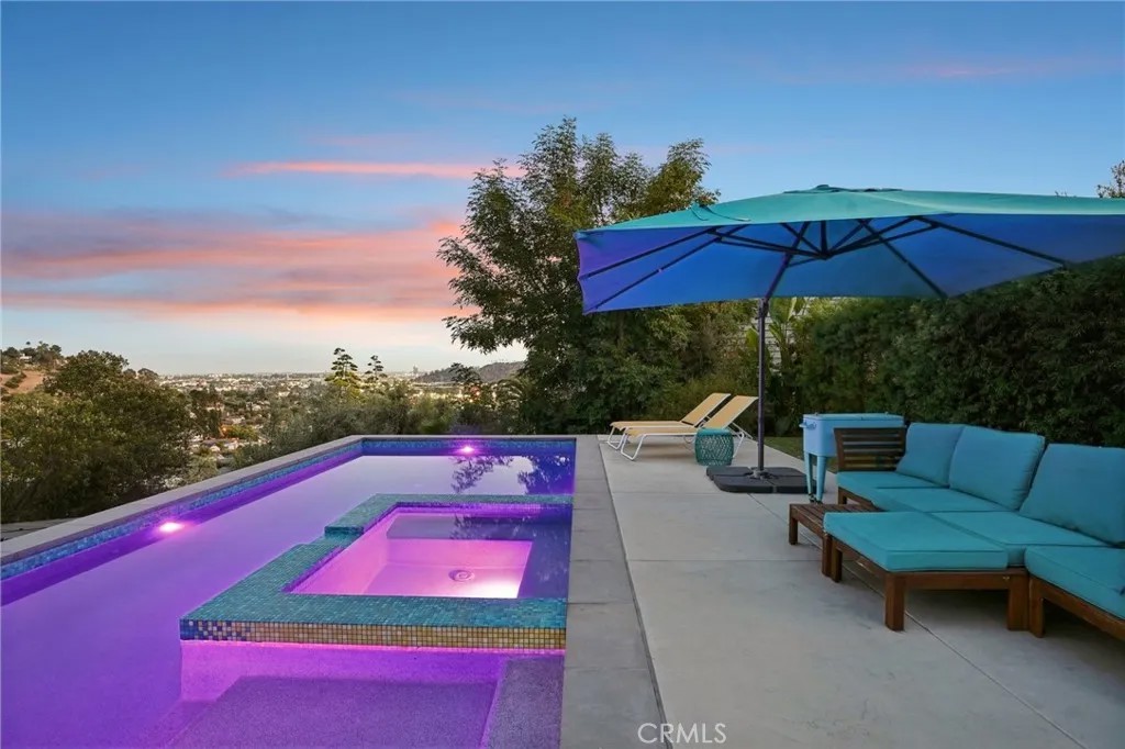 3640 Roseview Avenue