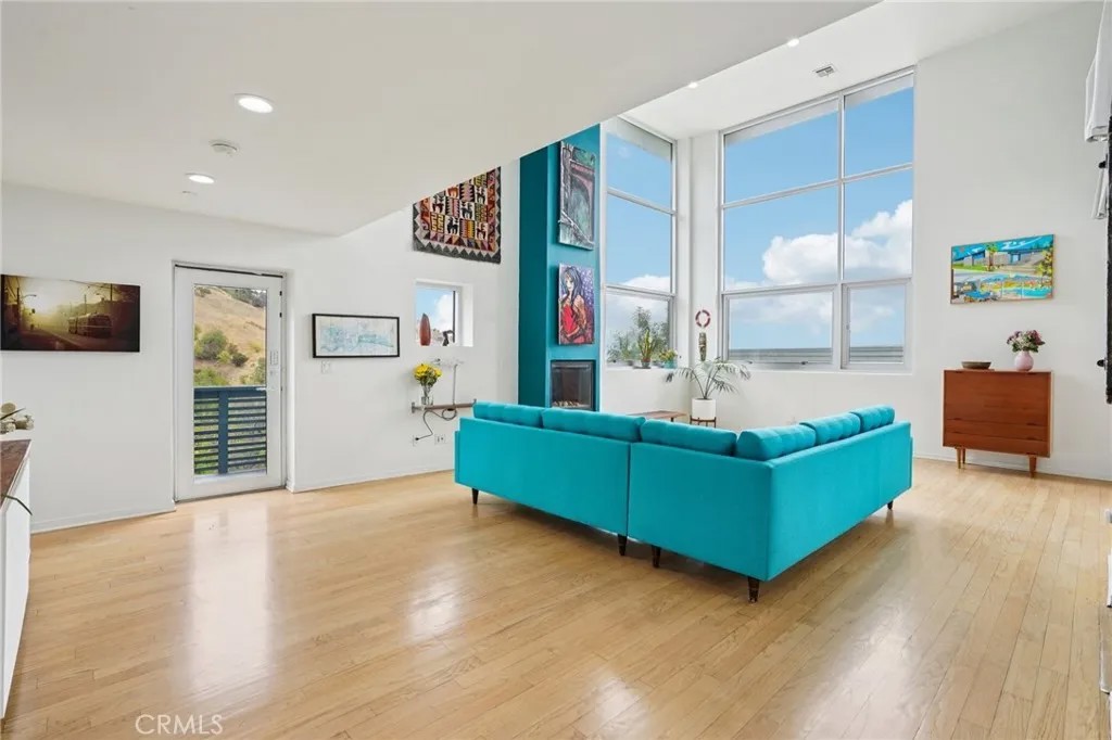 3640 Roseview Avenue