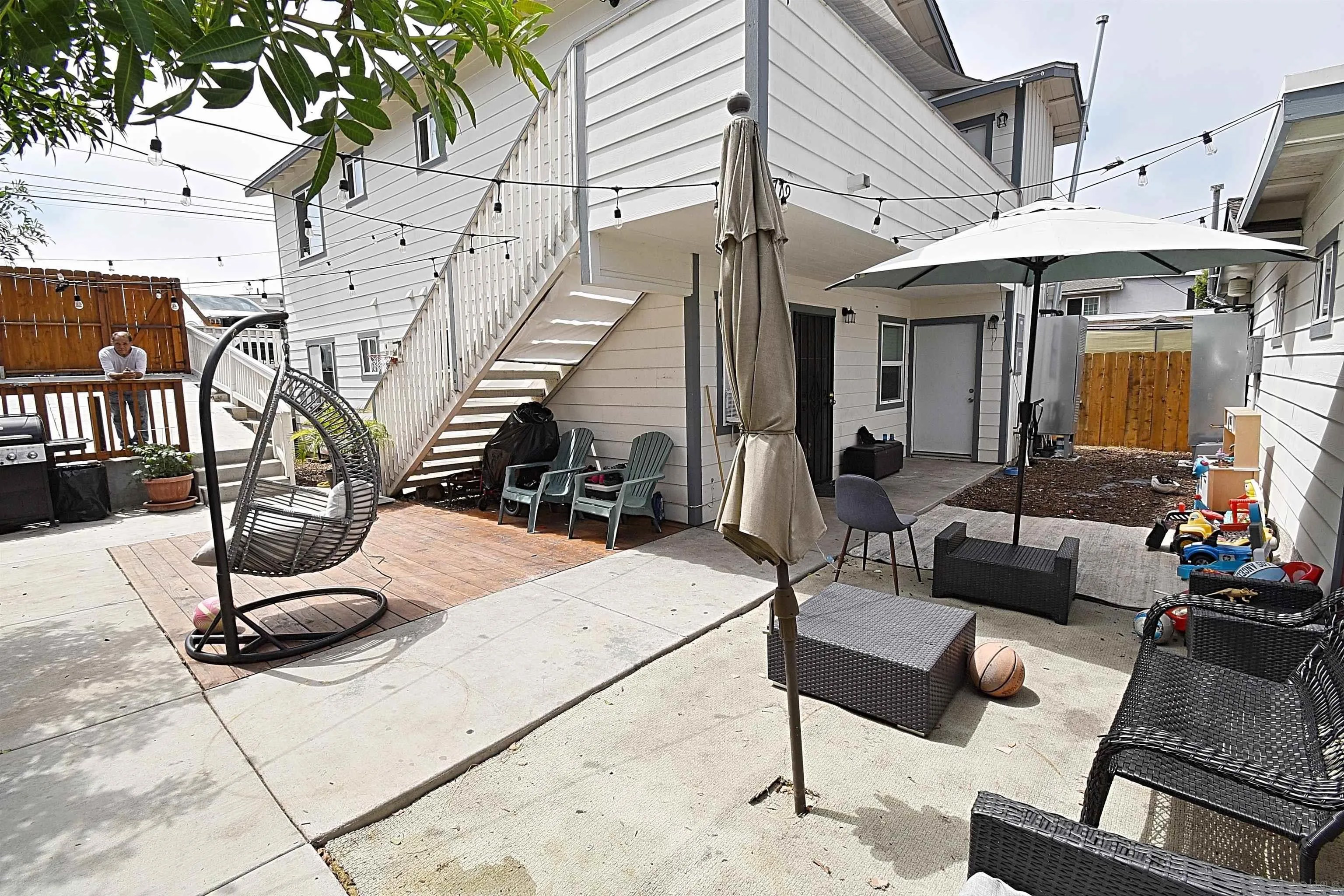 3775 - 3779 TEAK STREET