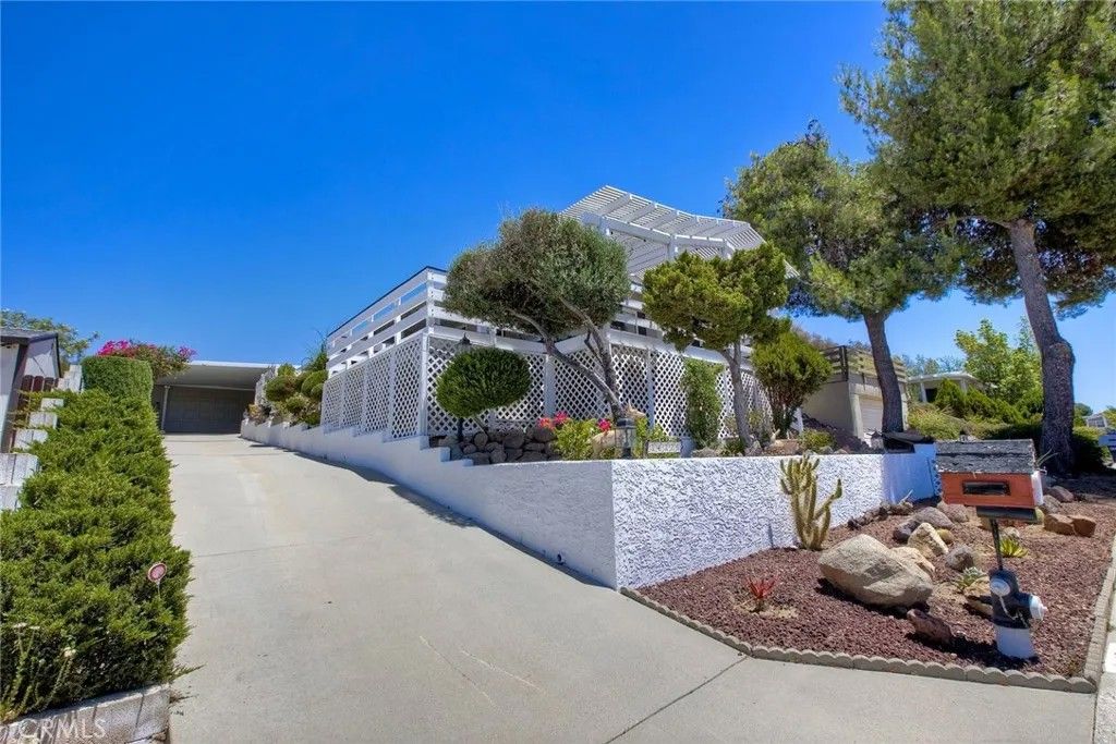 Photo of 34370 The Farm Rd, Wildomar, CA 92595 (MLS # SW26048753)