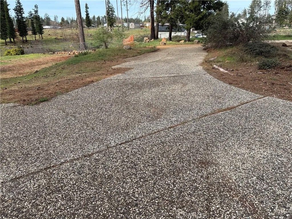 Photo of 6835 Pentz Rd, Paradise, CA 95969 (MLS # SN26044043)