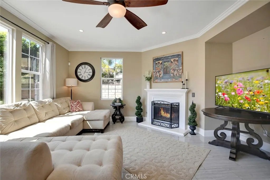 4330 Altivo Lane