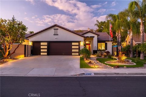 32908 Freesia Way Temecula CA 92592