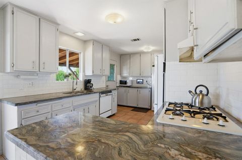 Photo of 2384 Glenn Rd, Fallbrook, CA 92028 (MLS # 260007568)