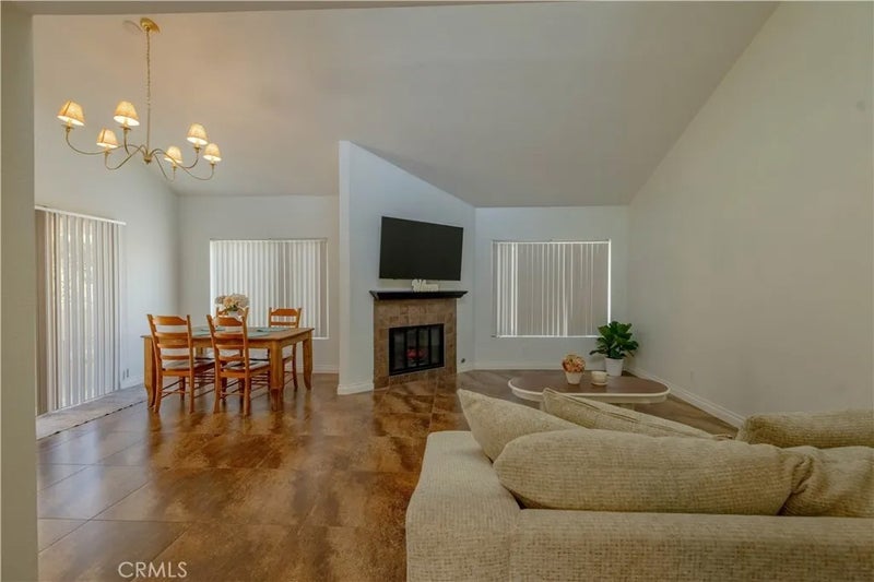 31371 The old Rd E