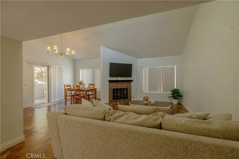 31371 The old Rd E