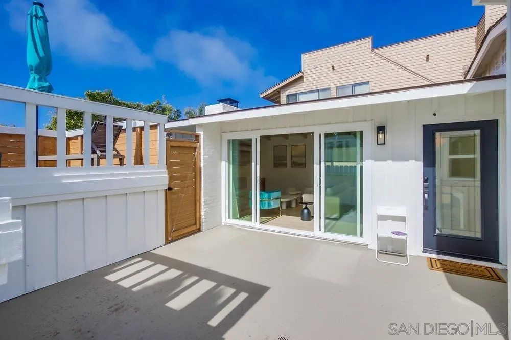 8457 Paseo Del Ocaso