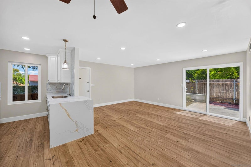 8318 Panorama Ridge Ct