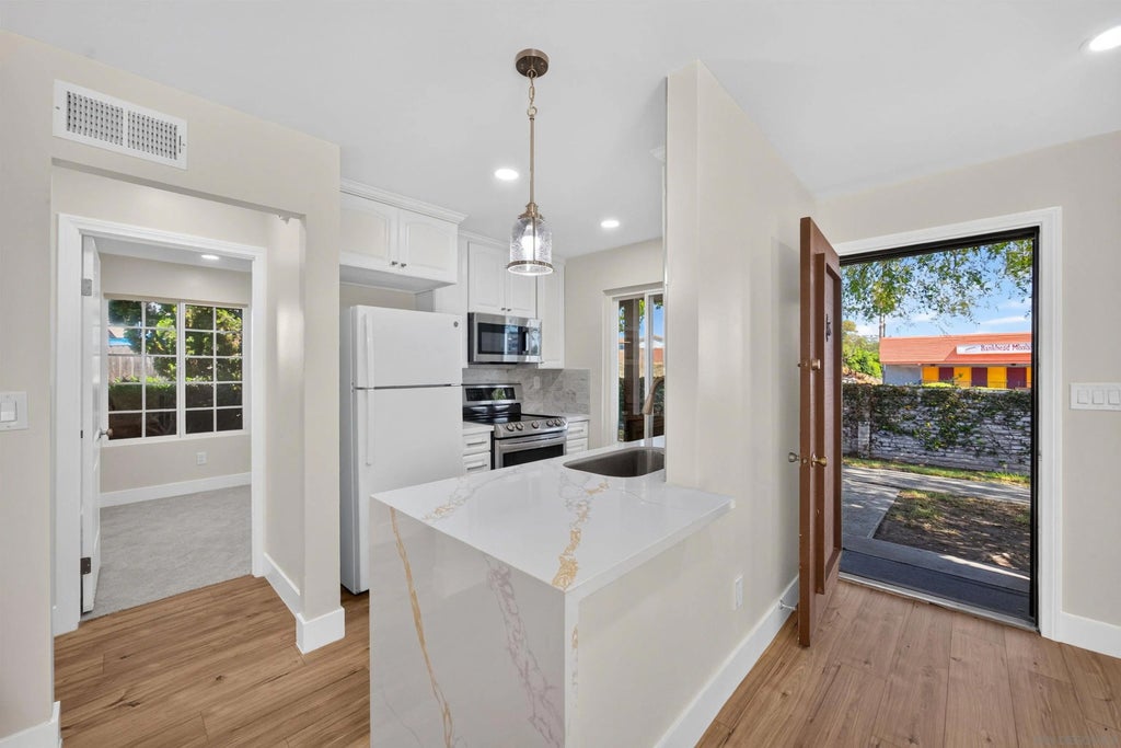 Photo of 8318 Panorama Ridge Ct, Spring Valley, CA 91977 (MLS # 260020919)